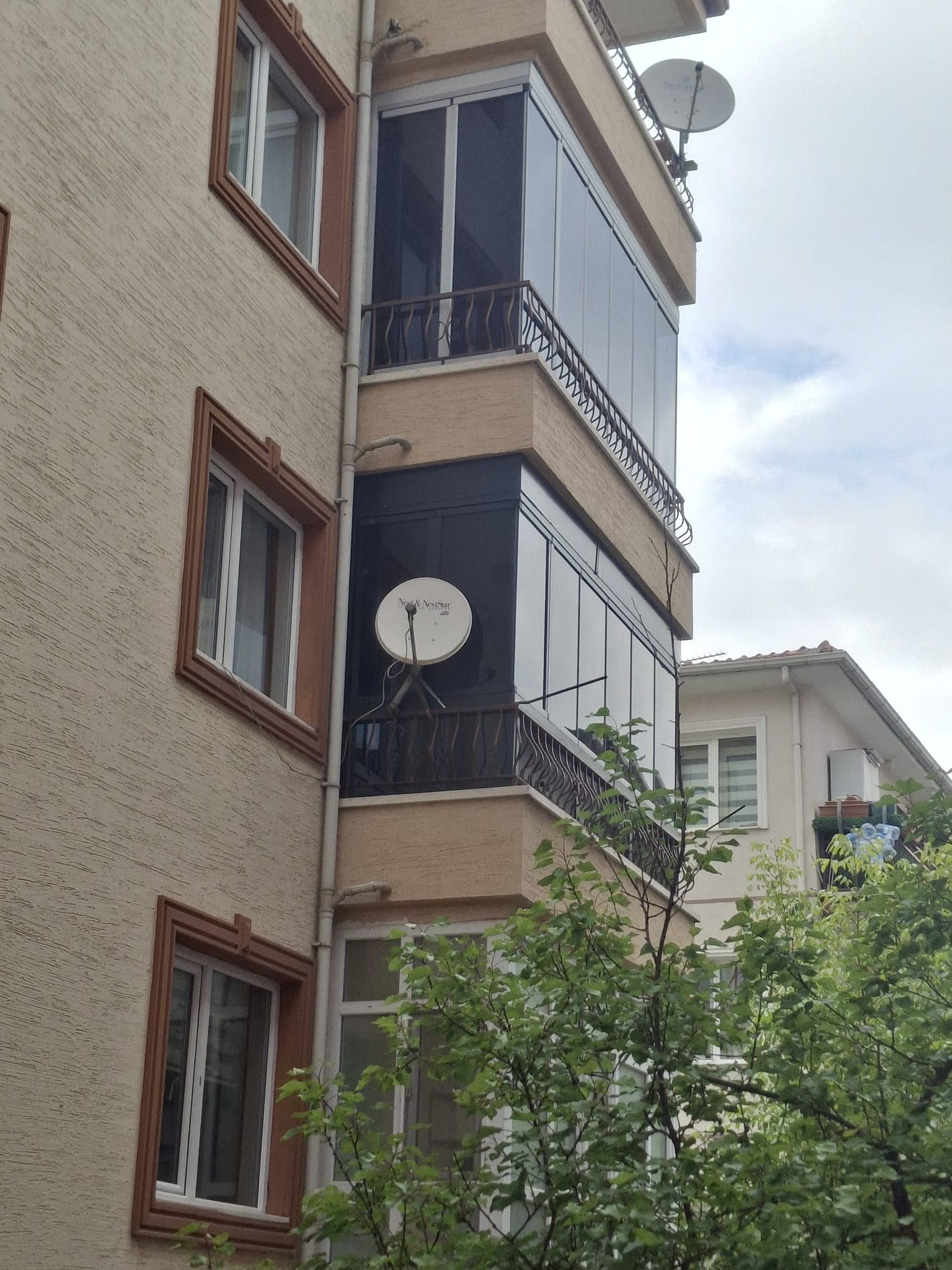 Ankara Antrasit Füme Katlanır Cam Balkon